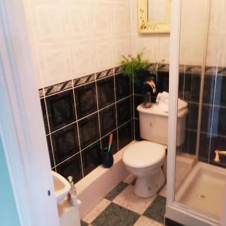 Hardwood Hall Or Kiltubber House